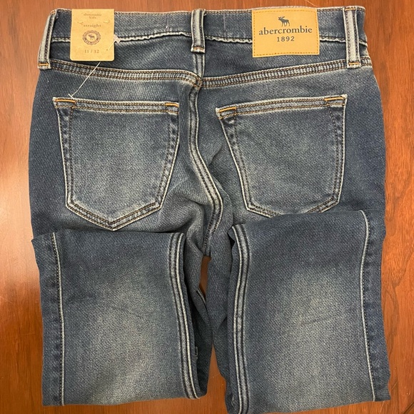 Jeans Abercrombie Kids Straight leg super soft cozy denim size 11/12 brand new - Picture 4 of 7